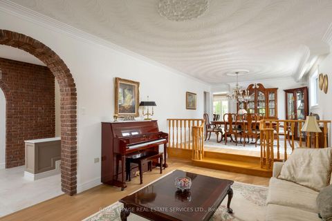 Photo 10 at 15 Westroyal Road, The Westway, Toronto