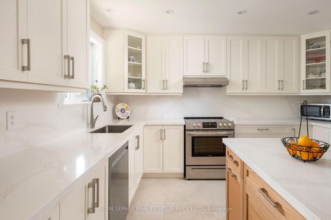 Photo 14 at 15 Westroyal Road, The Westway, Toronto