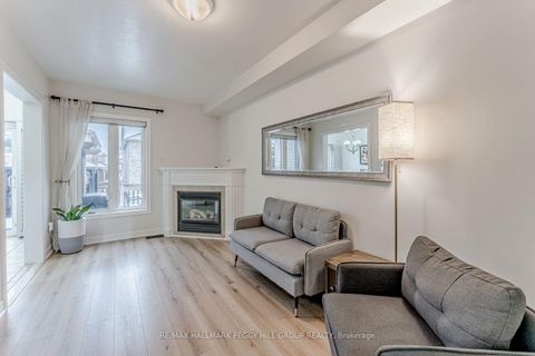 Photo 3 at 179 Warwick Crescent, Summerhill Estates, Newmarket