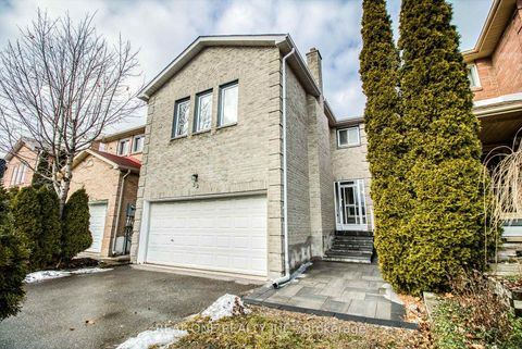 Photo 1 at 32 Charlton Avenue, Brownridge, Vaughan