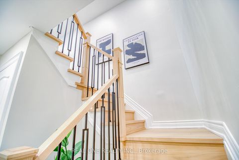 Photo 22 at 32 Charlton Avenue, Brownridge, Vaughan