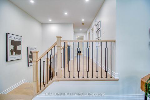 Photo 23 at 32 Charlton Avenue, Brownridge, Vaughan