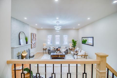 Photo 29 at 32 Charlton Avenue, Brownridge, Vaughan