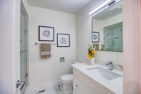 Photo 39 at 32 Charlton Avenue, Brownridge, Vaughan