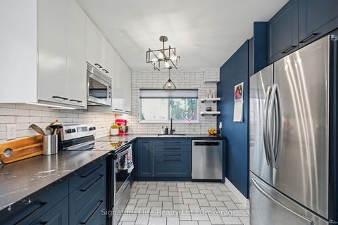 Photo 2 at 276 Guildwood Parkway, Guildwood, Toronto