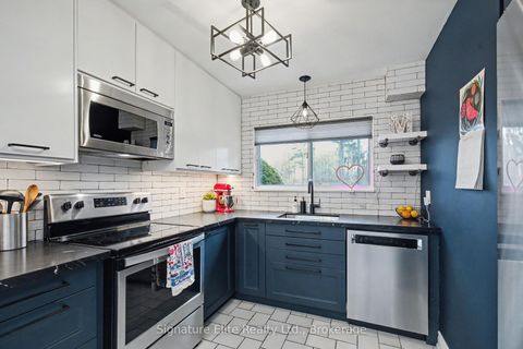 Photo 19 at 276 Guildwood Parkway, Guildwood, Toronto