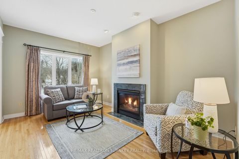 Photo 6 at 423 Hewitt Circle, Summerhill Estates, Newmarket