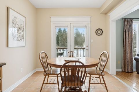 Photo 11 at 423 Hewitt Circle, Summerhill Estates, Newmarket