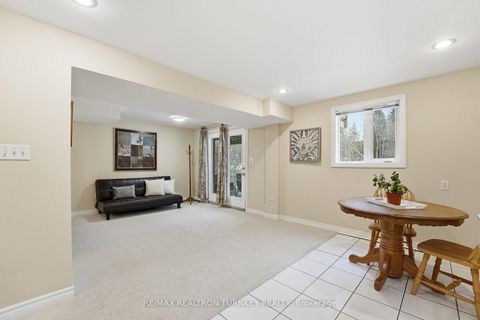 Photo 21 at 423 Hewitt Circle, Summerhill Estates, Newmarket