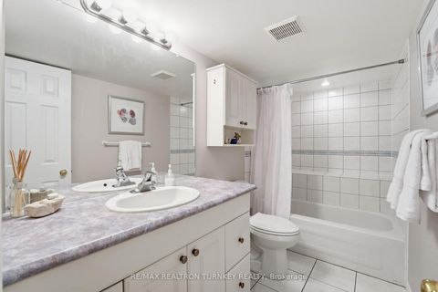 Photo 24 at 423 Hewitt Circle, Summerhill Estates, Newmarket