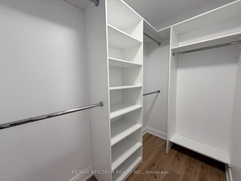 Photo 25 at 1106 - 7601 Bathurst Street, Yorkhill, Vaughan