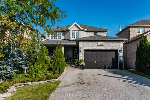 Photo 2 at 136 Birchwood Drive, East Bayfield, Barrie
