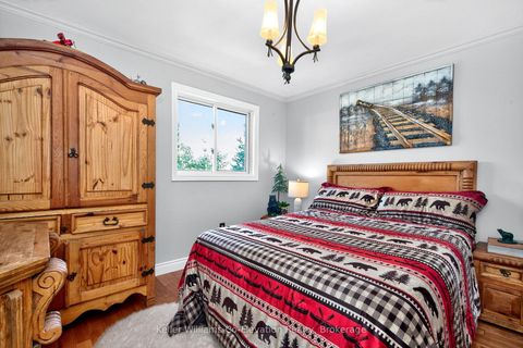 Photo 27 at 136 Birchwood Drive, East Bayfield, Barrie