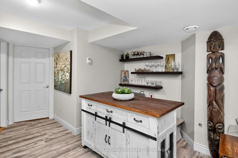 Photo 33 at 136 Birchwood Drive, East Bayfield, Barrie