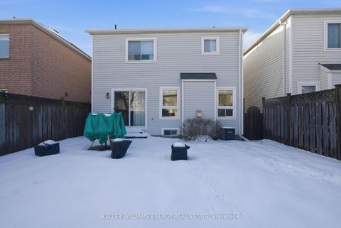 Photo 38 at 1375 Linstead Street, Taunton, Oshawa