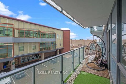 Photo 15 at 10 De Boers, Unit 315 Drive, York University Heights, Toronto