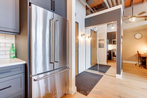 Photo 12 at 310 - 543 Timothy Street W, Central Newmarket, Newmarket