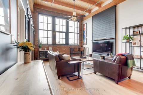 Photo 14 at 310 - 543 Timothy Street W, Central Newmarket, Newmarket