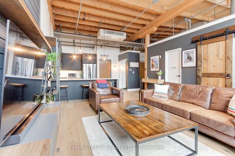 Photo 17 at 310 - 543 Timothy Street W, Central Newmarket, Newmarket