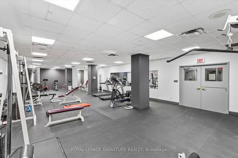 Photo 18 at 1201 - 393 King Street W, Waterfront Communities C1, Toronto