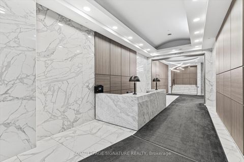 Photo 23 at 1201 - 393 King Street W, Waterfront Communities C1, Toronto