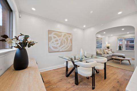 Photo 8 at 54 Thursfield Crescent, Leaside, Toronto