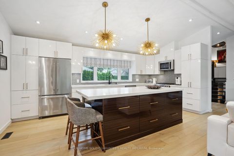 Photo 13 at 48 Royal Road, Aurora Village, Aurora