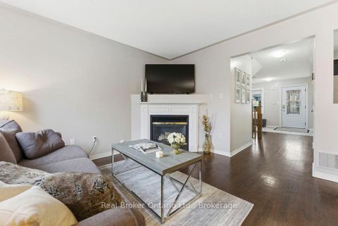 Photo 7 at 31 Four Winds Drive, Port Whitby, Whitby