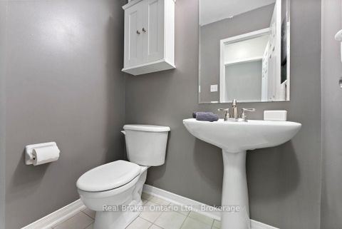 Photo 15 at 31 Four Winds Drive, Port Whitby, Whitby