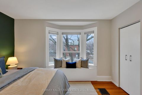 Photo 13 at 153 Sammon Avenue, East York, Toronto