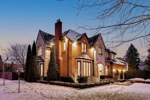 Photo 1 at 148 Highland Crescent, York Mills, Toronto