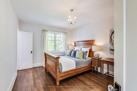 Photo 21 at 275 Fairlawn Avenue, Lawrence Park North, Toronto