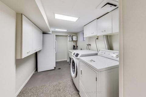 Photo 35 at 275 Fairlawn Avenue, Lawrence Park North, Toronto