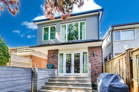 Photo 36 at 275 Fairlawn Avenue, Lawrence Park North, Toronto