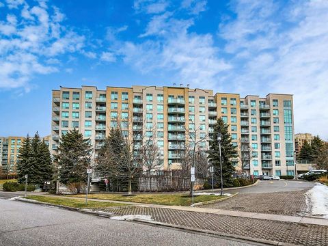 Photo 2 at 308 - 51 Baffin Court, Langstaff, Richmond Hill