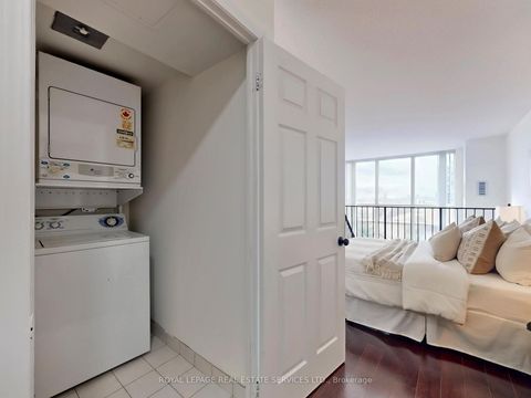 Photo 21 at 308 - 51 Baffin Court, Langstaff, Richmond Hill