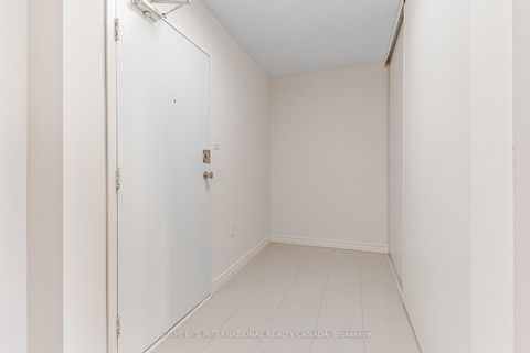 Photo 2 at 1104 - 3151 Bridletowne Circle, L'Amoreaux, Toronto