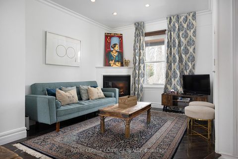 Photo 4 at 238 River Street, South St. James Town, Toronto