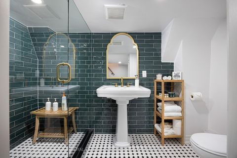 Photo 30 at 238 River Street, South St. James Town, Toronto