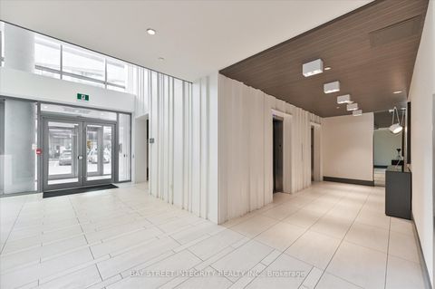 Photo 4 at 909 - 10 De Boers Drive, York University Heights, Toronto