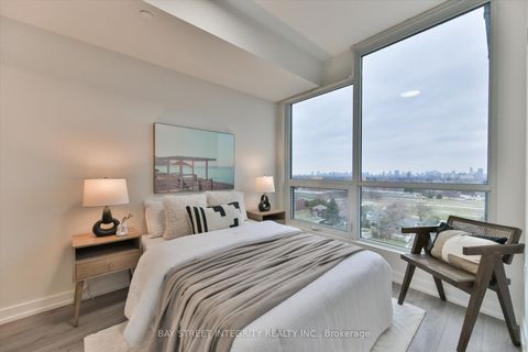 Photo 19 at 909 - 10 De Boers Drive, York University Heights, Toronto