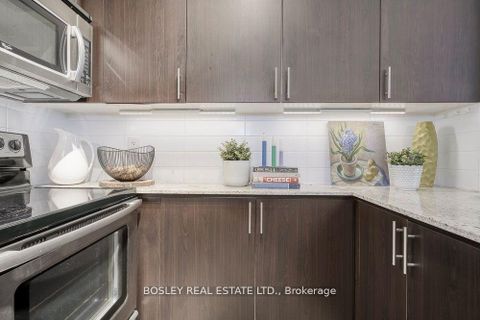 Photo 7 at 519 - 560 Front Street W, Waterfront Communities C1, Toronto