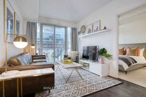Photo 15 at 519 - 560 Front Street W, Waterfront Communities C1, Toronto