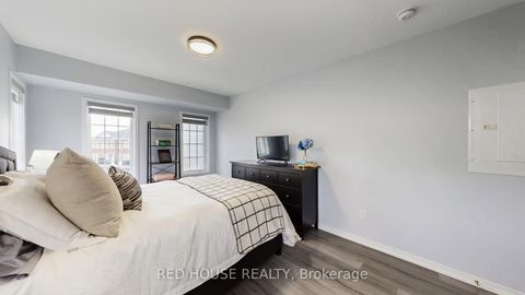 Photo 17 at E08 - 26 Bruce Street, East Woodbridge, Vaughan