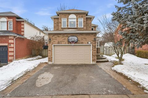 Photo 0 at 63 Farncomb Crescent, Bowmanville, Clarington