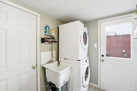 Photo 13 at 63 Farncomb Crescent, Bowmanville, Clarington