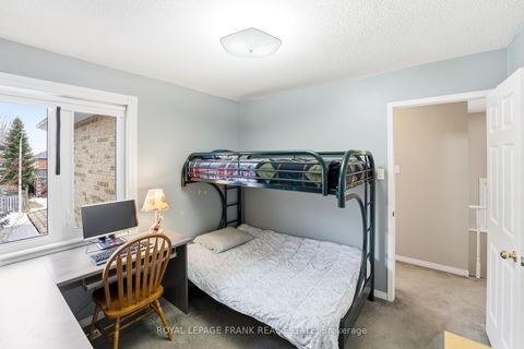 Photo 19 at 63 Farncomb Crescent, Bowmanville, Clarington