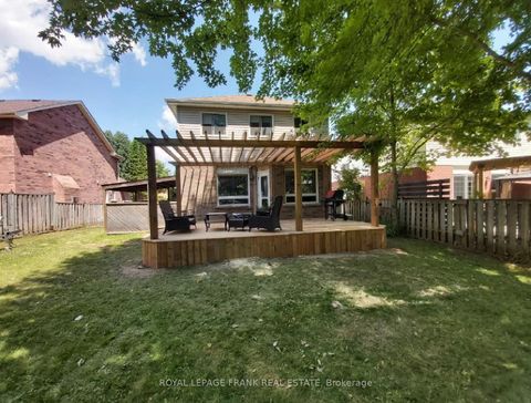 Photo 32 at 63 Farncomb Crescent, Bowmanville, Clarington