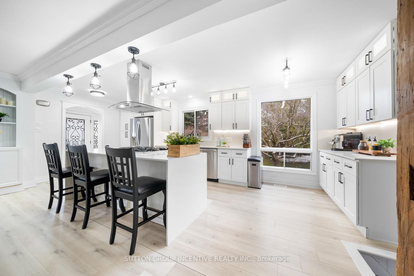 2035 Craig Road, Alcona, Innisfil photo number 2