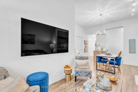 Photo 3 at 112 - 4800 Highway 7 Road, East Woodbridge, Vaughan